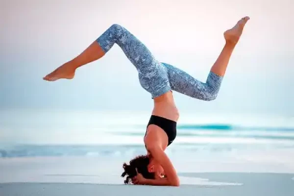 Pinch Mayurasana